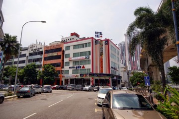 Shops near Pekeliling Bus Terminal