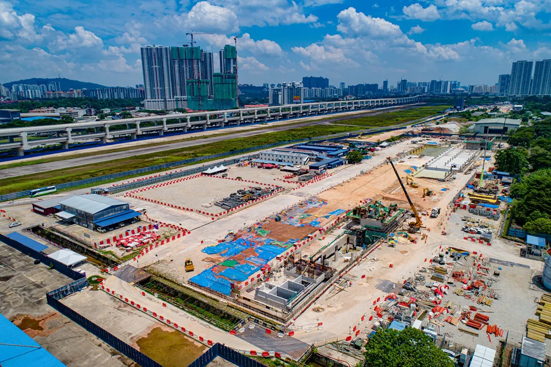 Aerial view of the Bandar Malaysia Utara MRT Station showing the structural works in progress for Vent A and Entrance A.