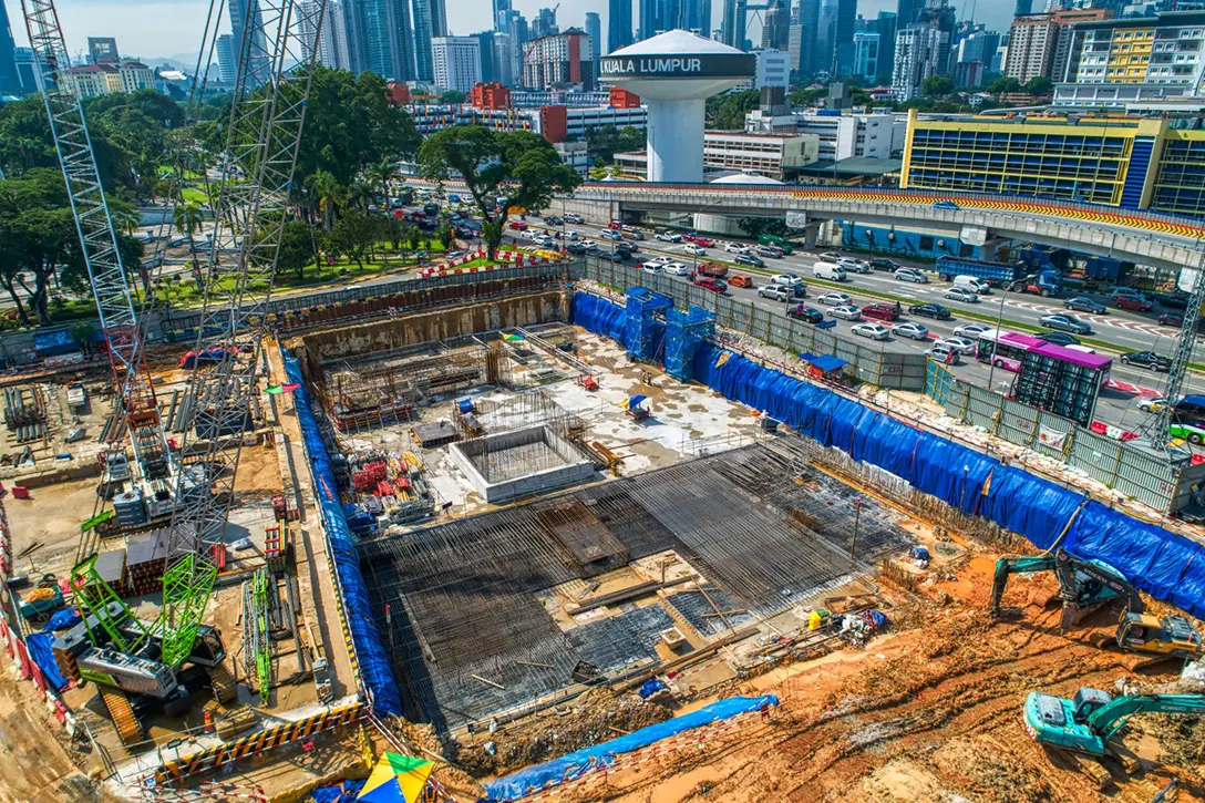 Aerial view of the ongoing activities at Hospital Kuala Lumpur MRT Station roof slab level.