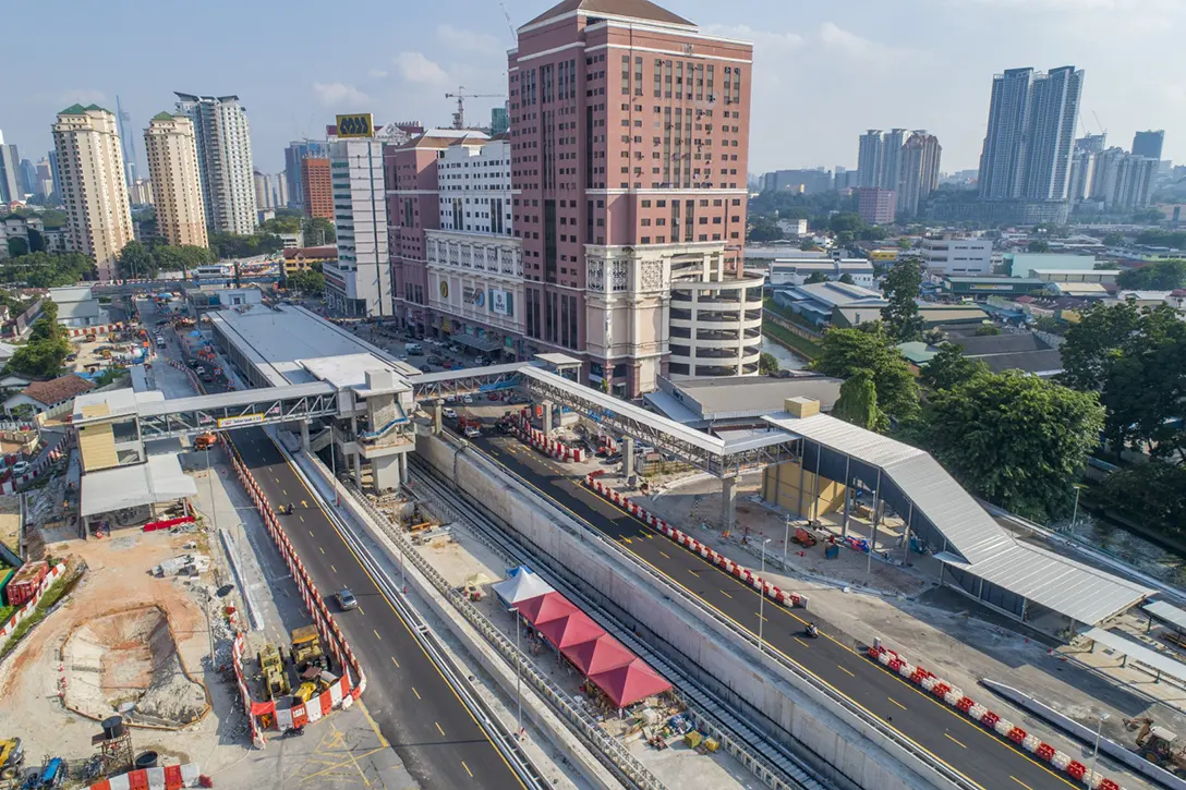 Aerial view of the Jalan Ipoh MRT Station showing the tiling and ceiling works in progress.