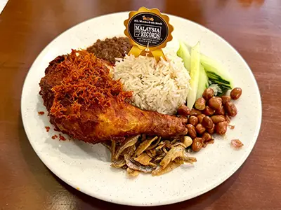 Ali, Muthu & Ah Hock, Chinatown