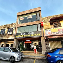 Botak Nasi Lemak at Taman Universiti