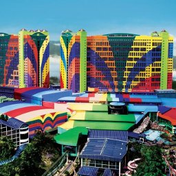 First World Hotel, the world largest hotel by room counts plus convenient access to key attractions in Genting Highlands