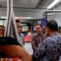 New Putrajaya MRT Line free until March 31, says PM