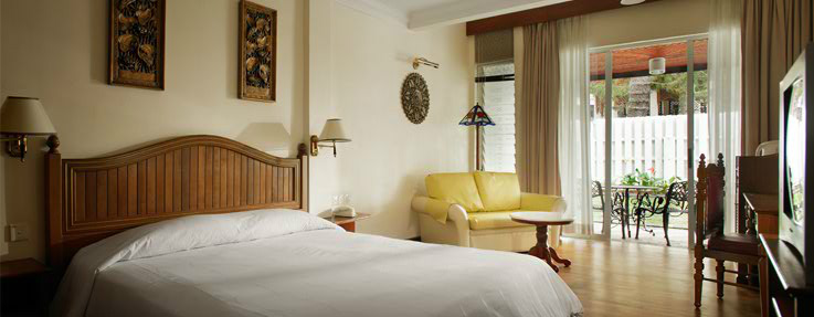 Superior room, Century Pines Resort