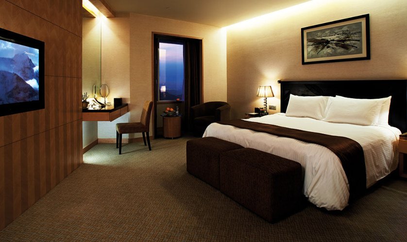 Grand Premier room