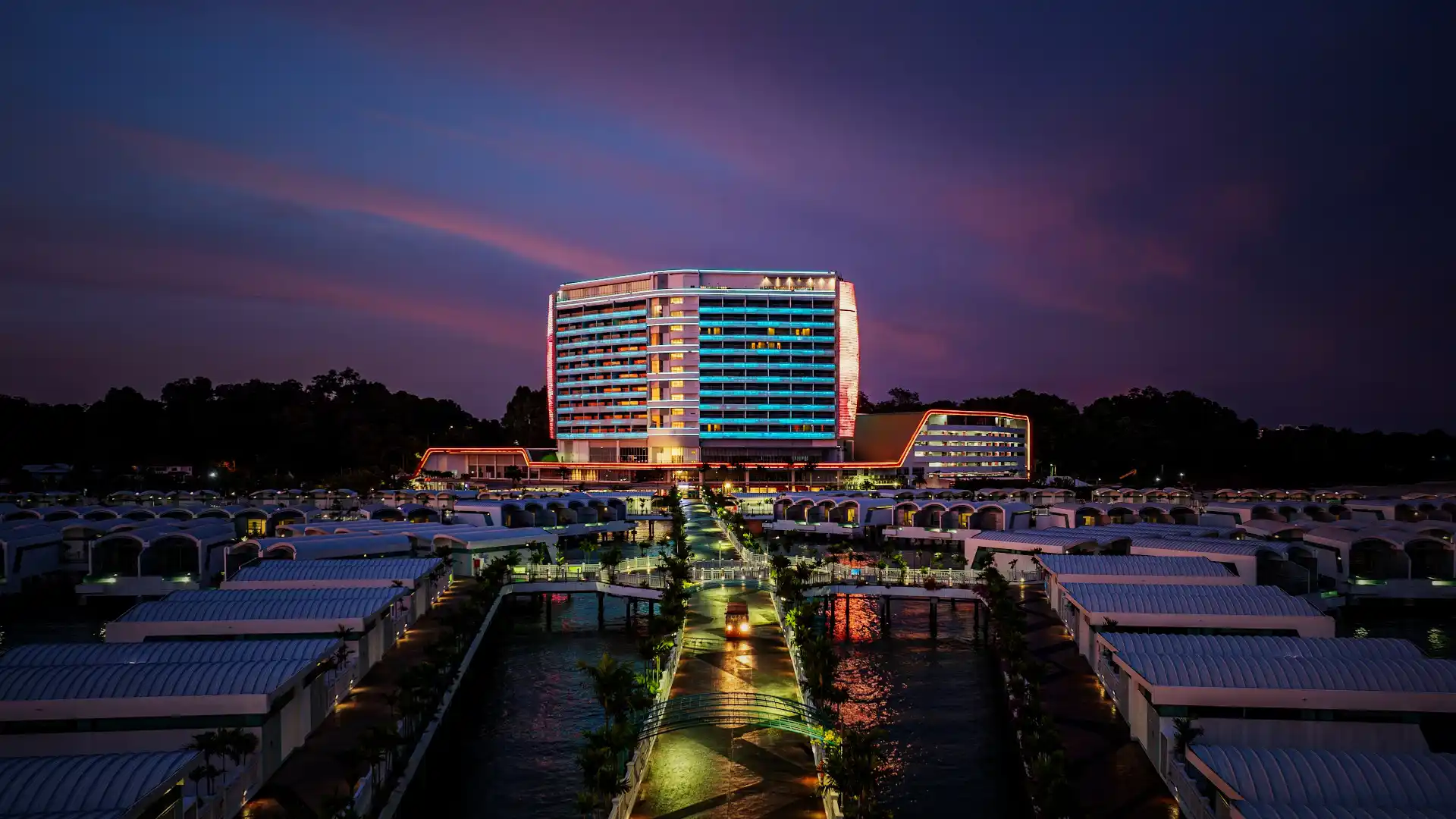 Lexis Hibiscus Port Dickson: 5-Star beach Resort with idyllic views