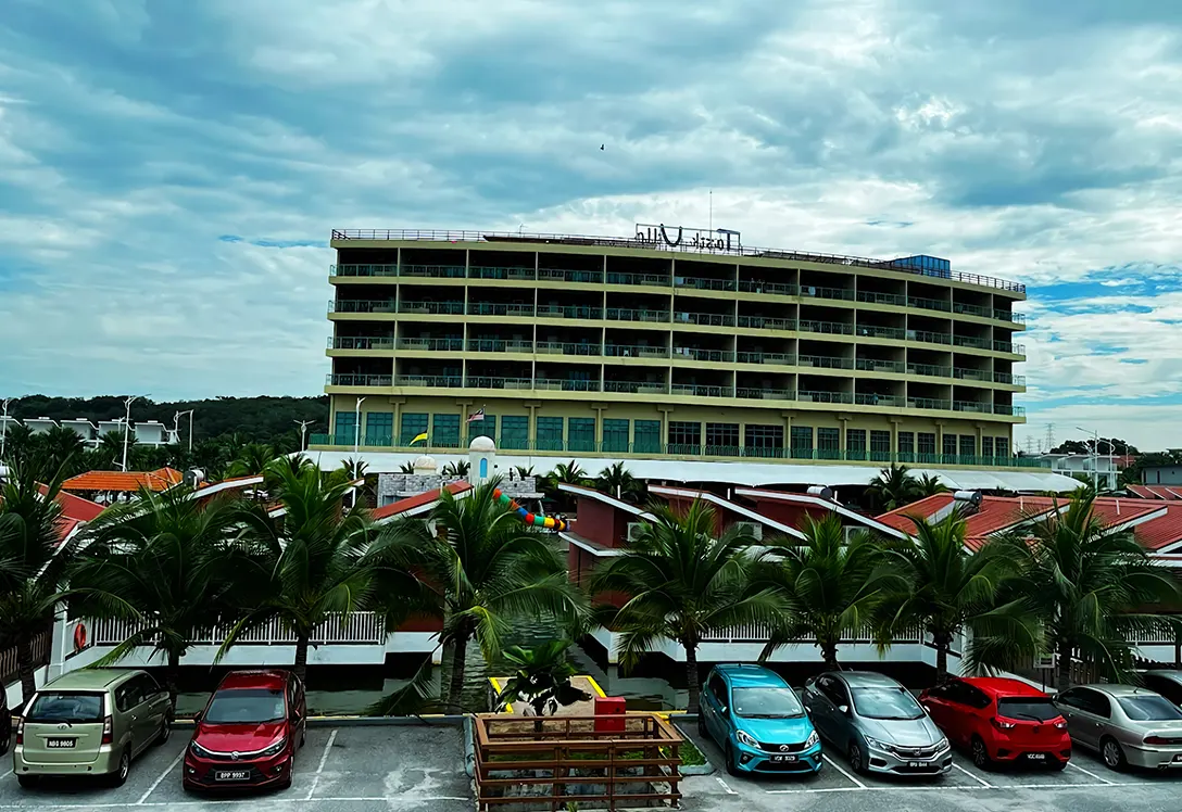 Tasik Villa International Resort