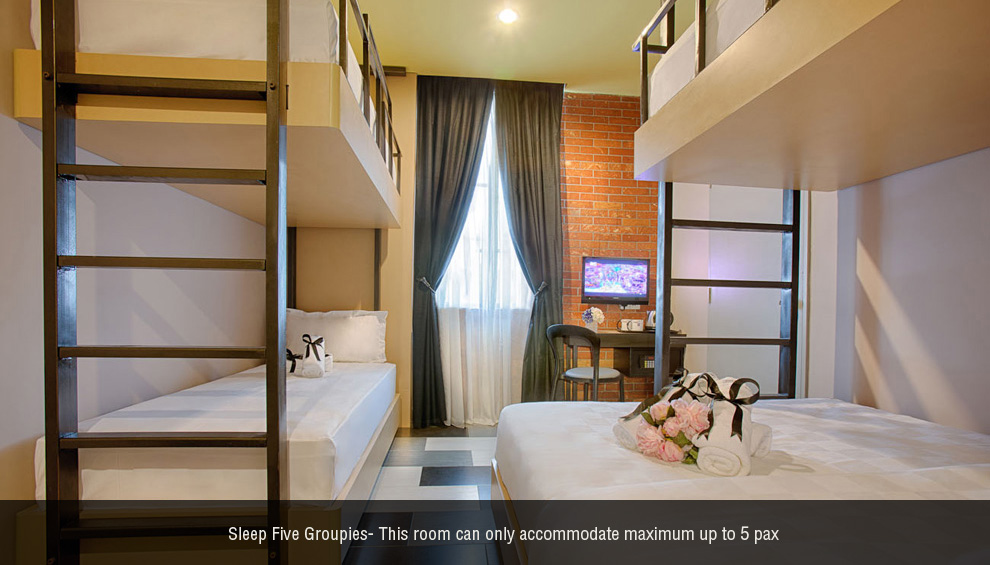 Sleep 5 Groupies room, The YouniQ Hotel