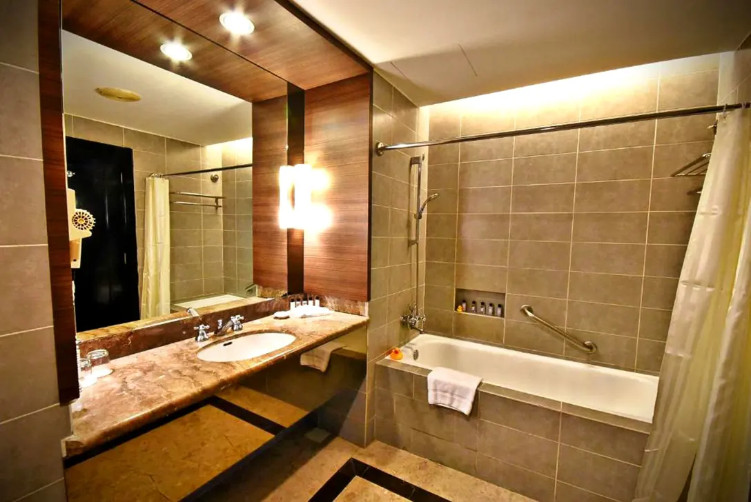 Clean and spacious bathroom, Thistle Port Dickson Resort