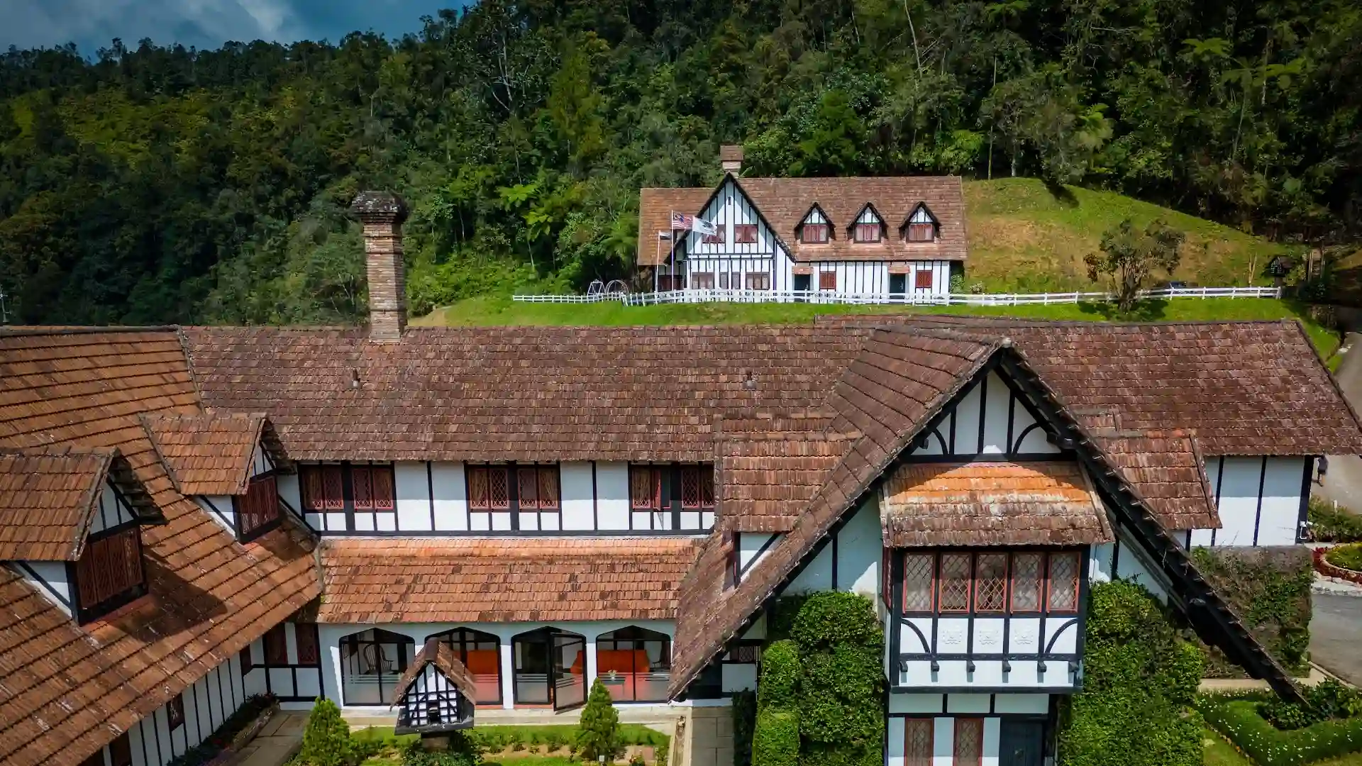 The Lakehouse Hotel, Cameron Highlands: Timeless Romance by the Lake, Your Cozy Retreat in the Cool Highlands