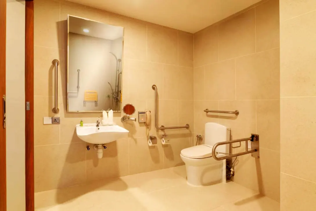 Clean and spacious bathroom, Zenith Cameron