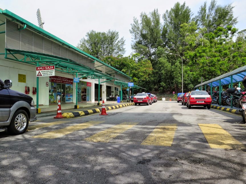 Taxi services at Duta Bus Terminal