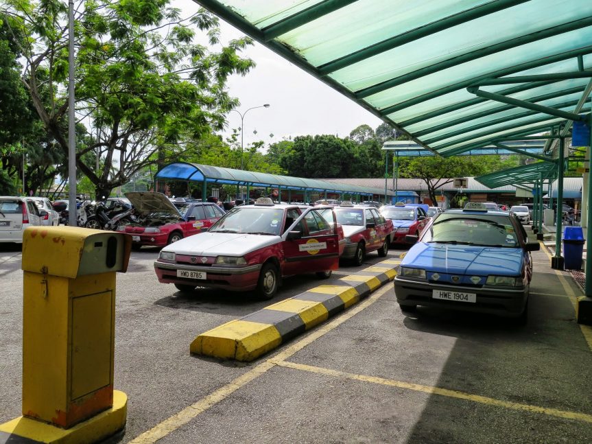 Taxi services at Duta Bus Terminal