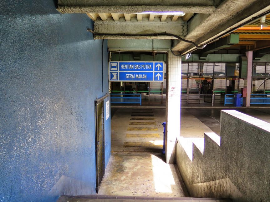 Car park to ticket counters, Putra Bus Terminal