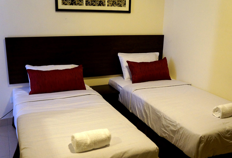 Twin Deluxe room, Hotel Seri Raha