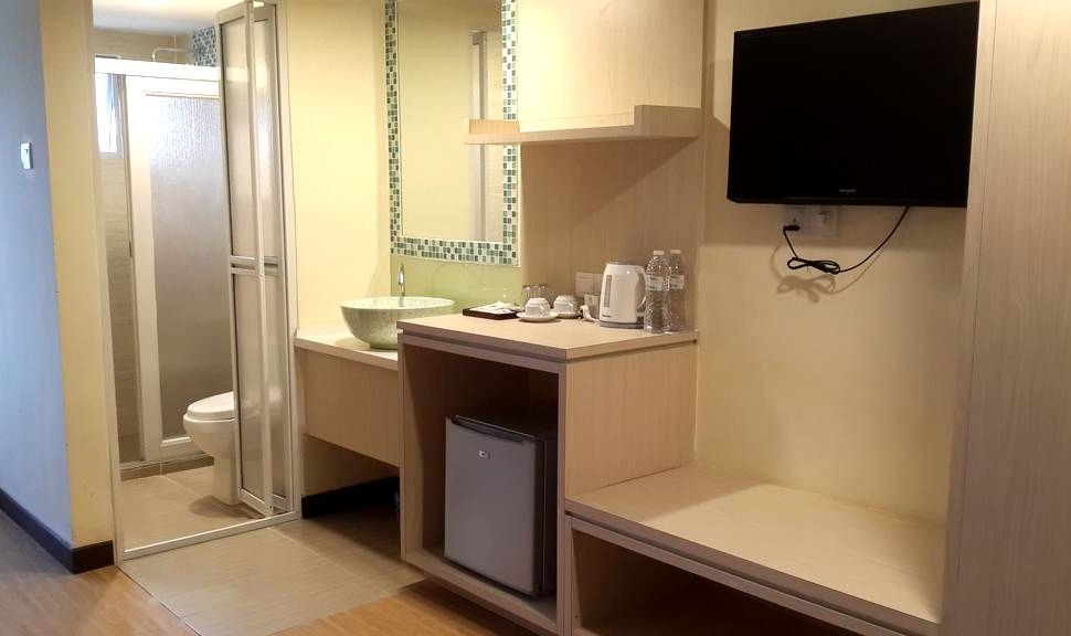 En suite bathroom