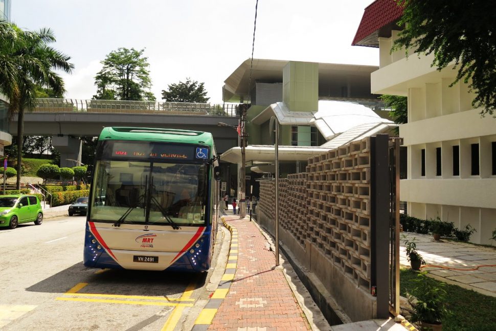 RapidKL bus T801 waiting at entrance B