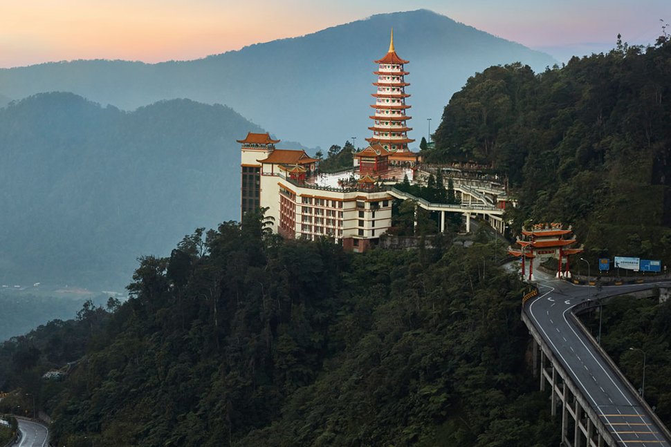 Chin Swee Caves Temple, Taoist temple on Genting Highlands ...