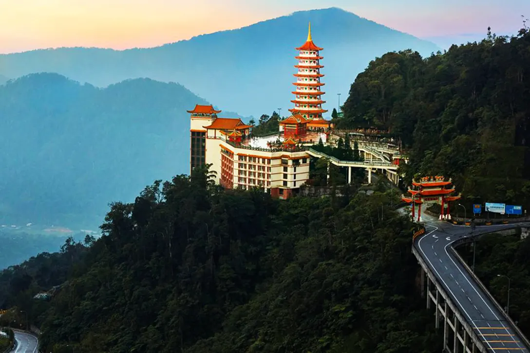 Chin Swee Caves Temple