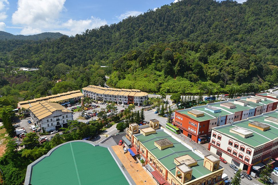 Aerial view of the Gohtong Jaya town