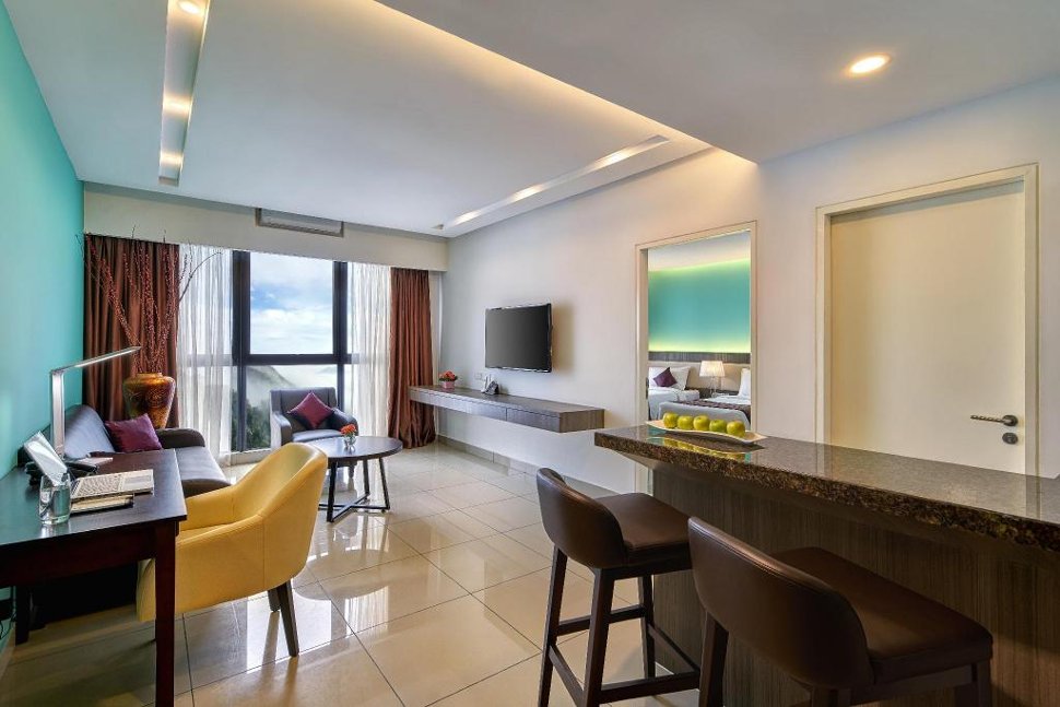 Seating and dining living hall