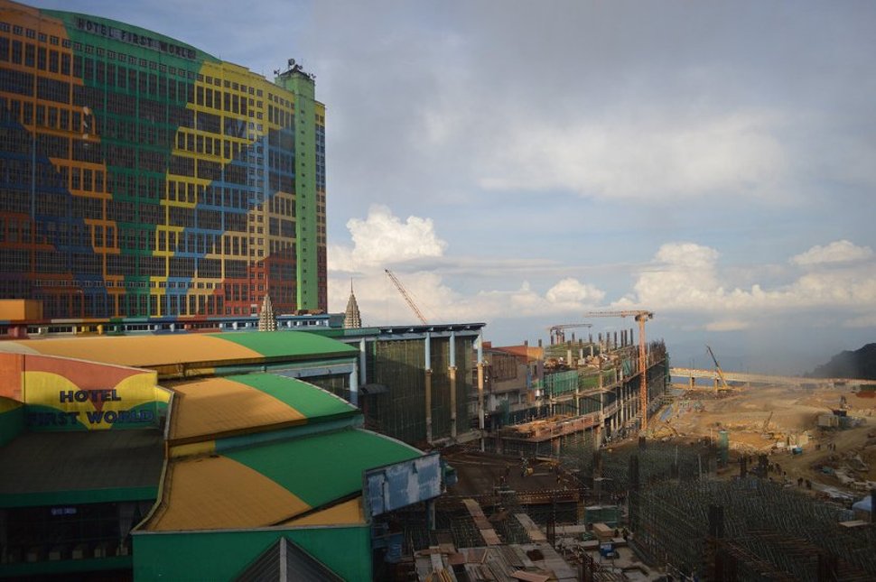 Construction in progress, Oct 2015