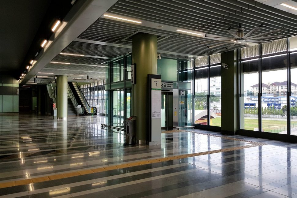 Escalators and lift available on concourse level