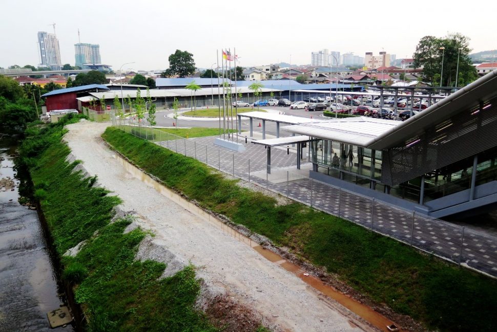 Entrance A of Bandar Tun Hussein Onn station