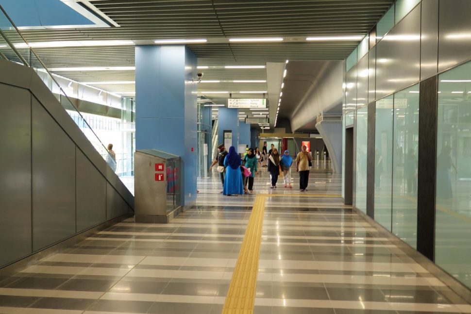 Public toilets are available on the concourse level