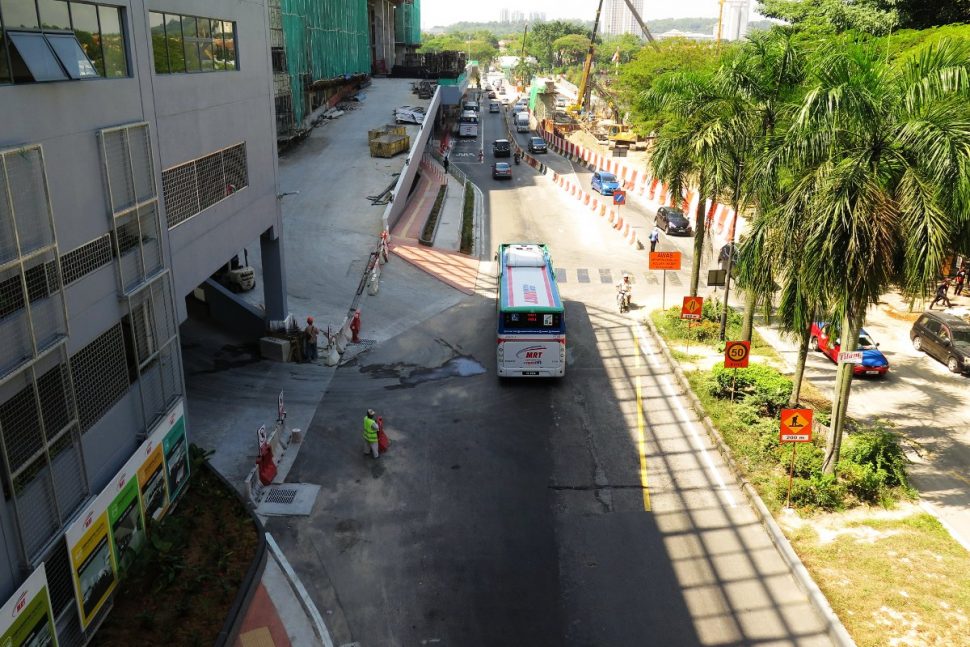 MRT feeder buses passing 1 Powerhouse building