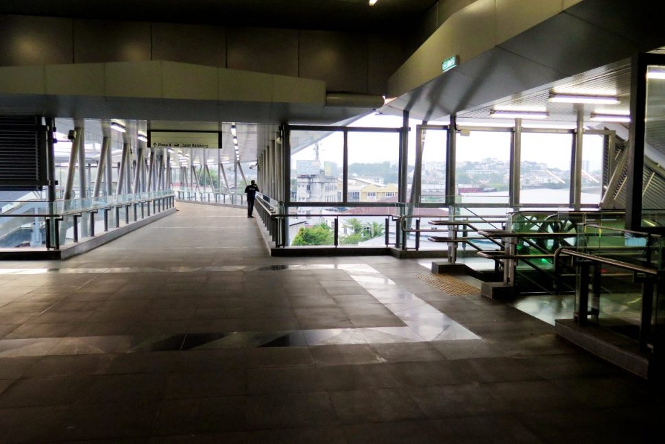 Pedestrian walkway to entrance A and entrance B