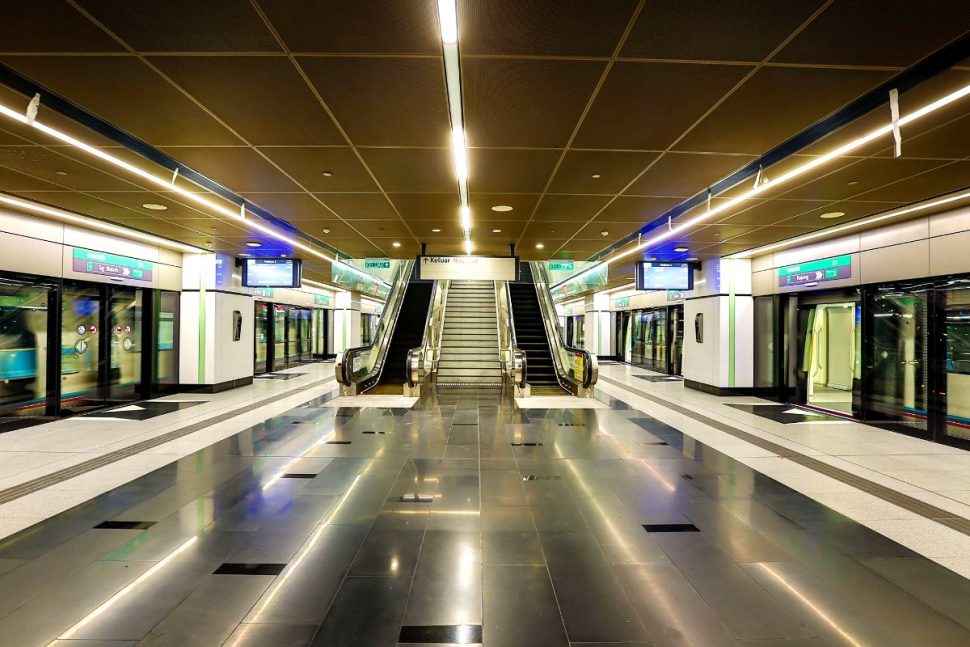 Boarding Platforms at Maluri MRT station