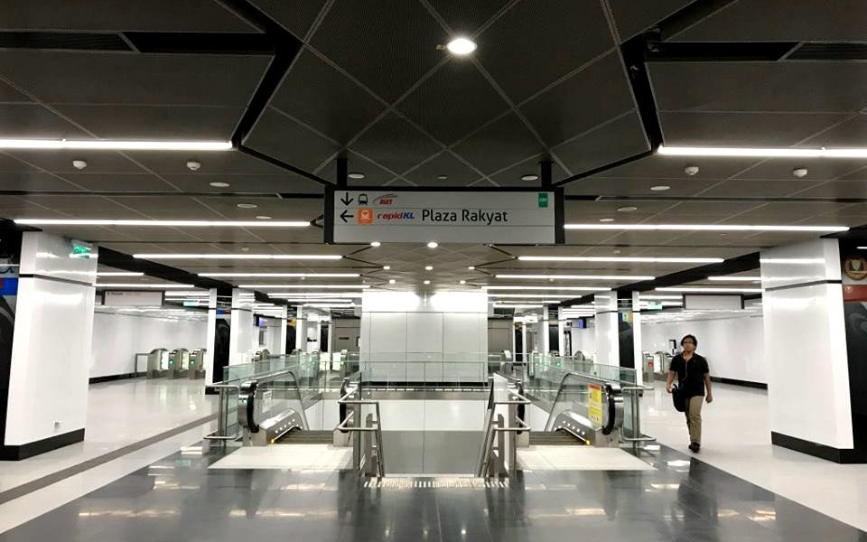 LRT - MRT linkway is available at lower concourse level