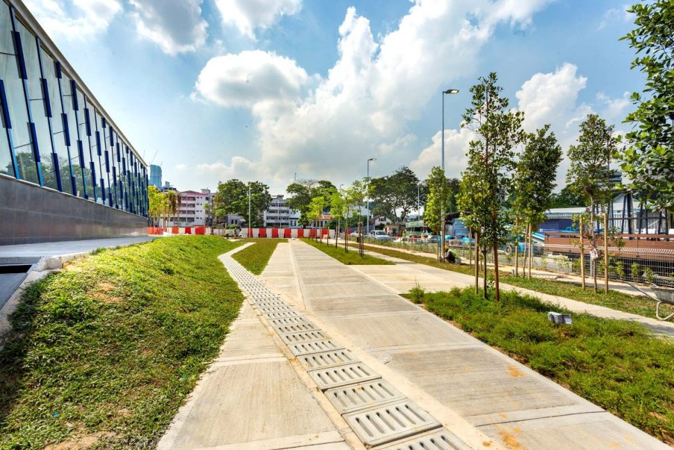 Pedestrian walkway near Pasar Seni MRT Station