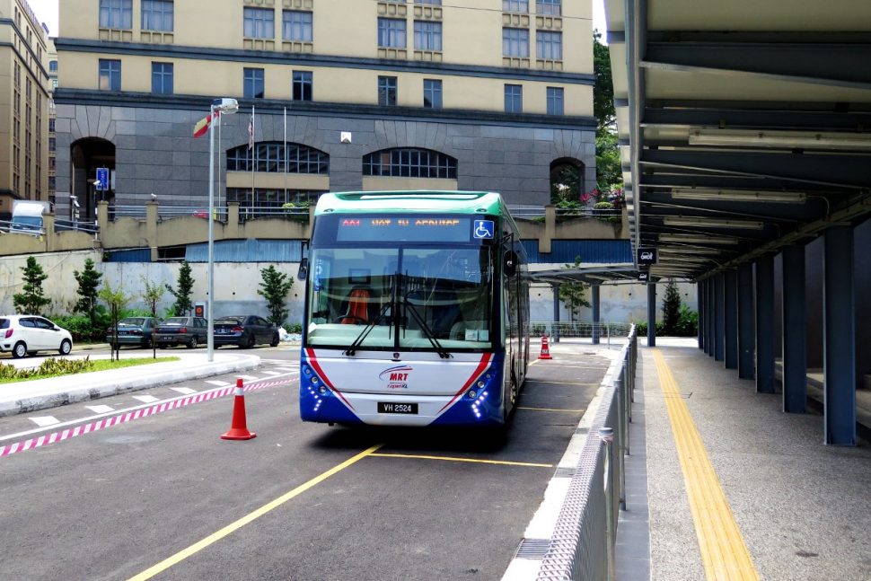 RapidKL bus lining up near the entrance A of Phileo Damansara Station