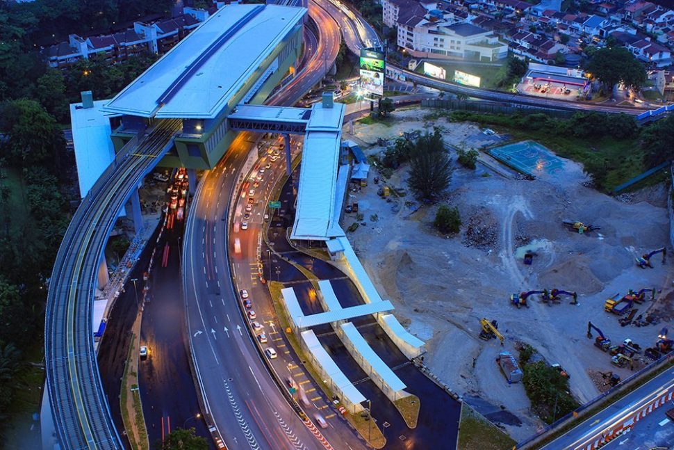 pusat bandar damansara mrt station