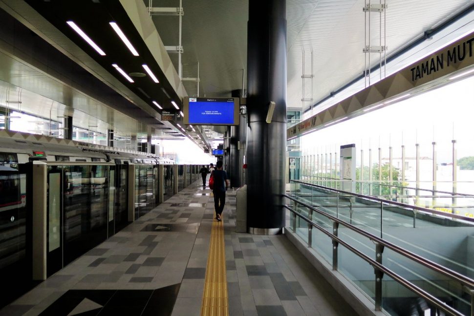 Boarding platform at Taman Mutiara station