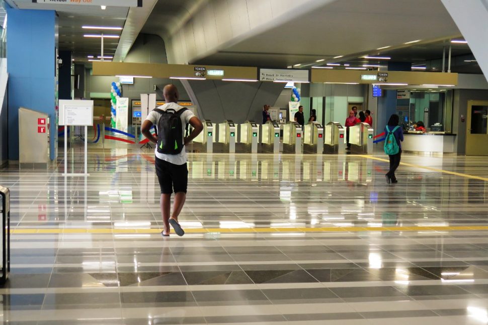 Fare gates and customer service office on concourse level