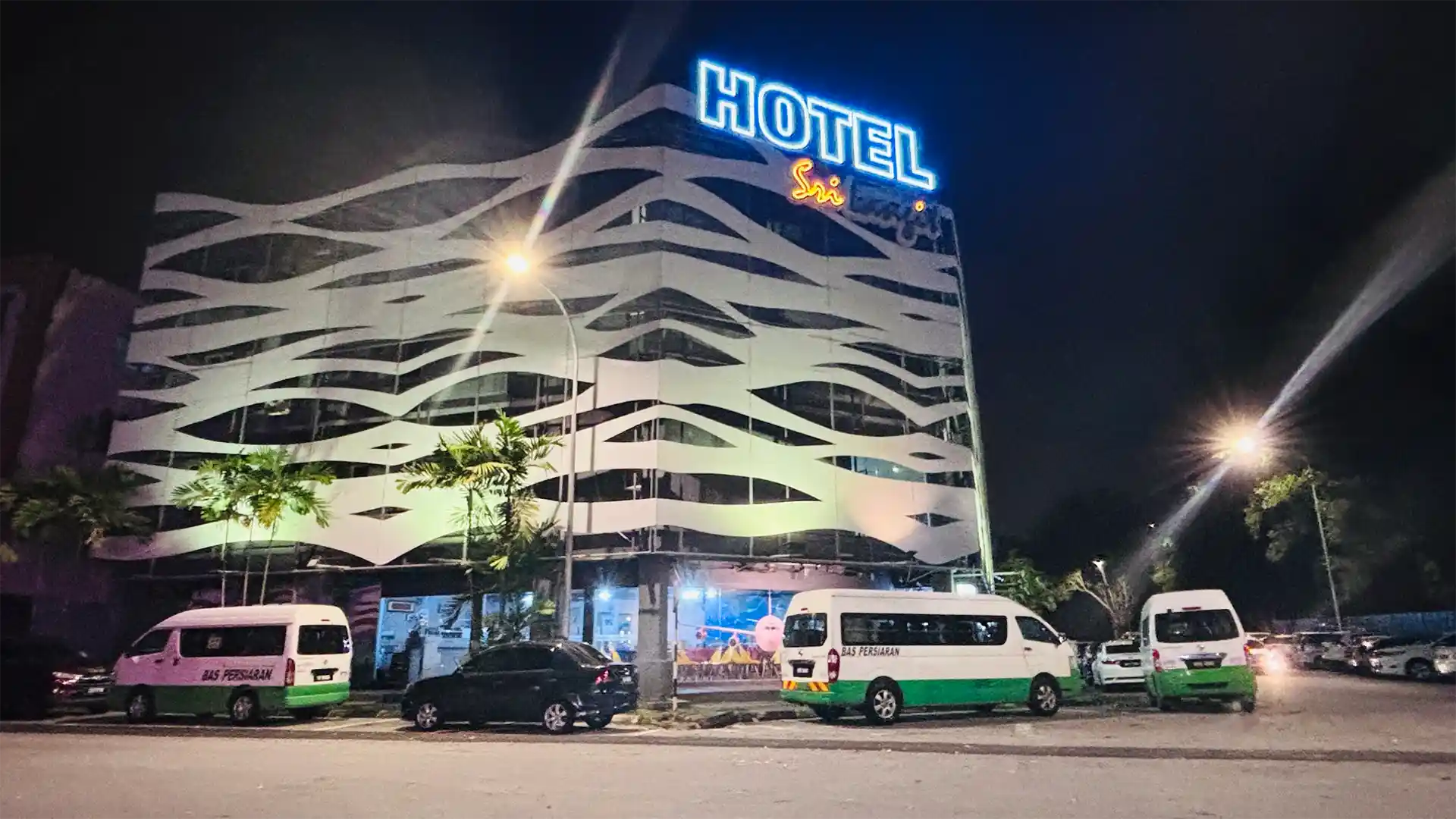 Sri Langit Hotel: In-Flight Theme Hotel near Kuala Lumpur International Airport