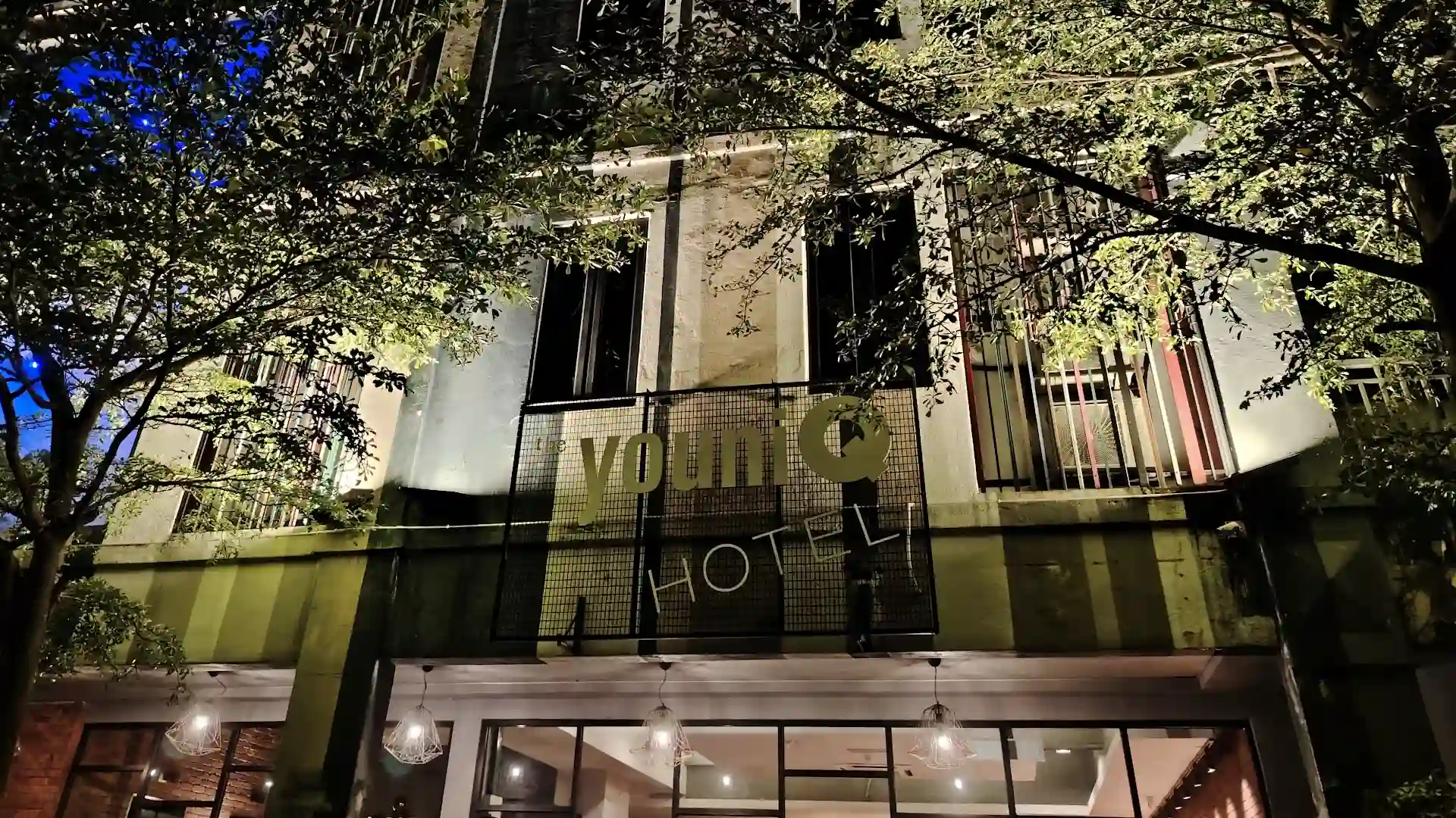 The YouniQ Hotel: Smart Style, Perfectly Placed Near the Runway