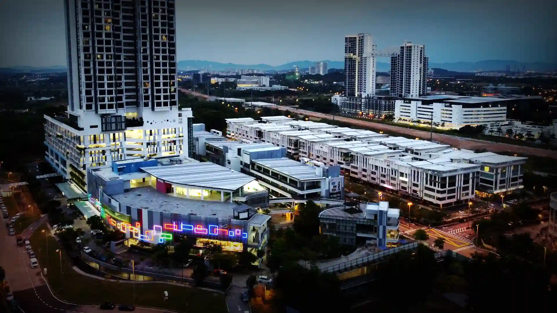 DPULZE Shopping Centre: The Pulse of Cyberjaya, Integrated Development with Citadines & Fox Lite Hotels