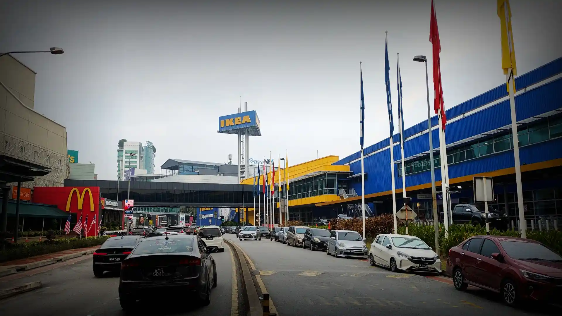 IPC Shopping Centre: IKEA, Lifestyle, and the Everyday Upgrade, The Smart Side of Shopping