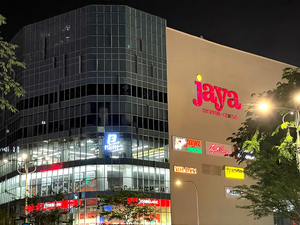 Jaya Shopping Centre: PJ’s Original, Still Standing, The Same Corner, A New Era