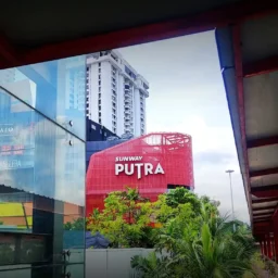 Sunway Putra Mall: The Chow Kit Stop for Groceries, Movies, and Meet-Ups