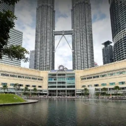 Suria KLCC: Shopping in the Shadow of Malaysia’s Most Iconic Towers