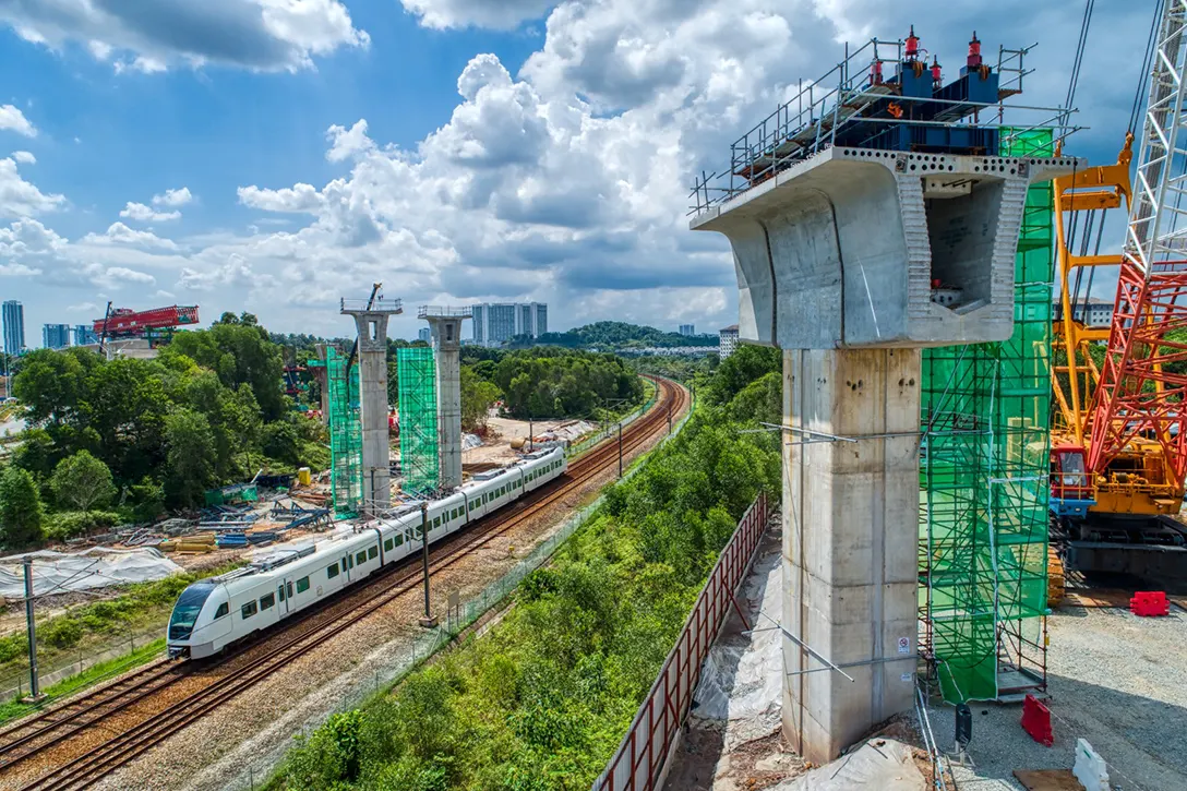 Aerial view of long span at the Putrajaya Sentral MRT Station site.