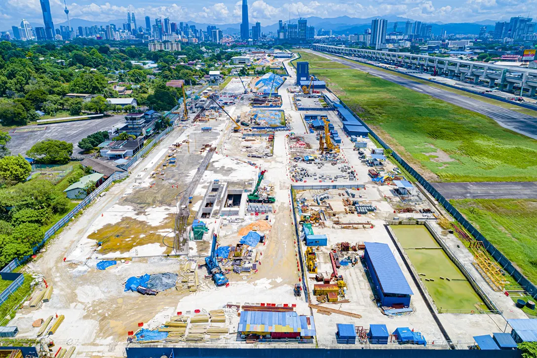 Aerial view of the Bandar Malaysia Selatan MRT Station showing the ongoing secant bored piles construction works at the remaining section of Entrance A.