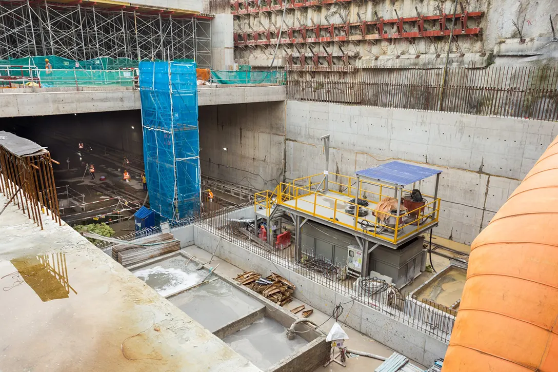 Underground station reinforcement concrete wall at basement level 1 has been completed and the same process is in progress at level 2 and 3 of the Bandar Malaysia Utara MRT Station.