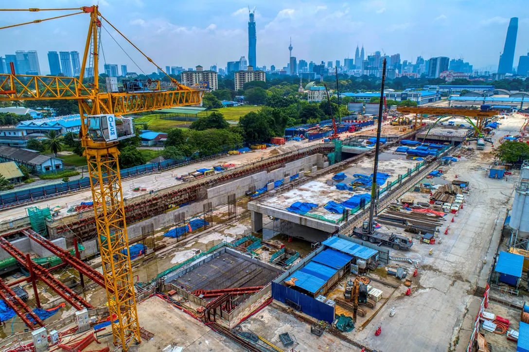 Aerial view of the ongoing construction progress of concourse slab, roof slab, reinforce wall, column, backfilling works and water proofing at the Bandar Malaysia Utara MRT Station site.